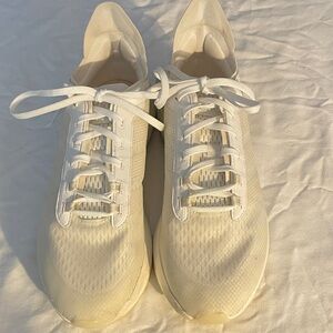 adidas Boost Men's Avryn Cream Sneakers